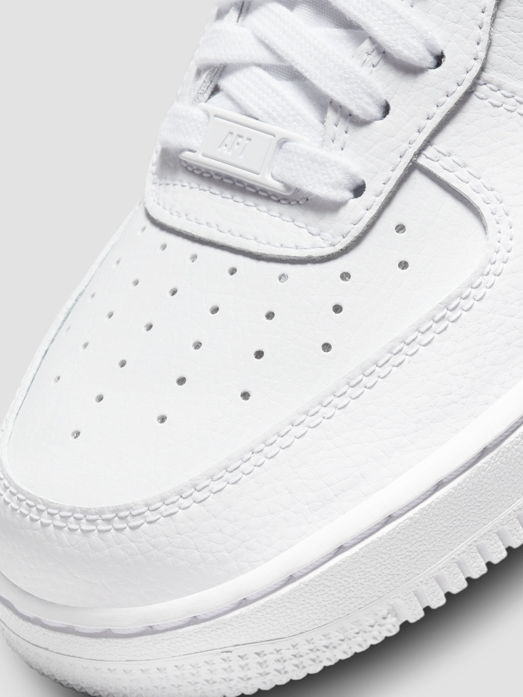 Nike Air Force 1 '07 Sneaker in White - Size 12