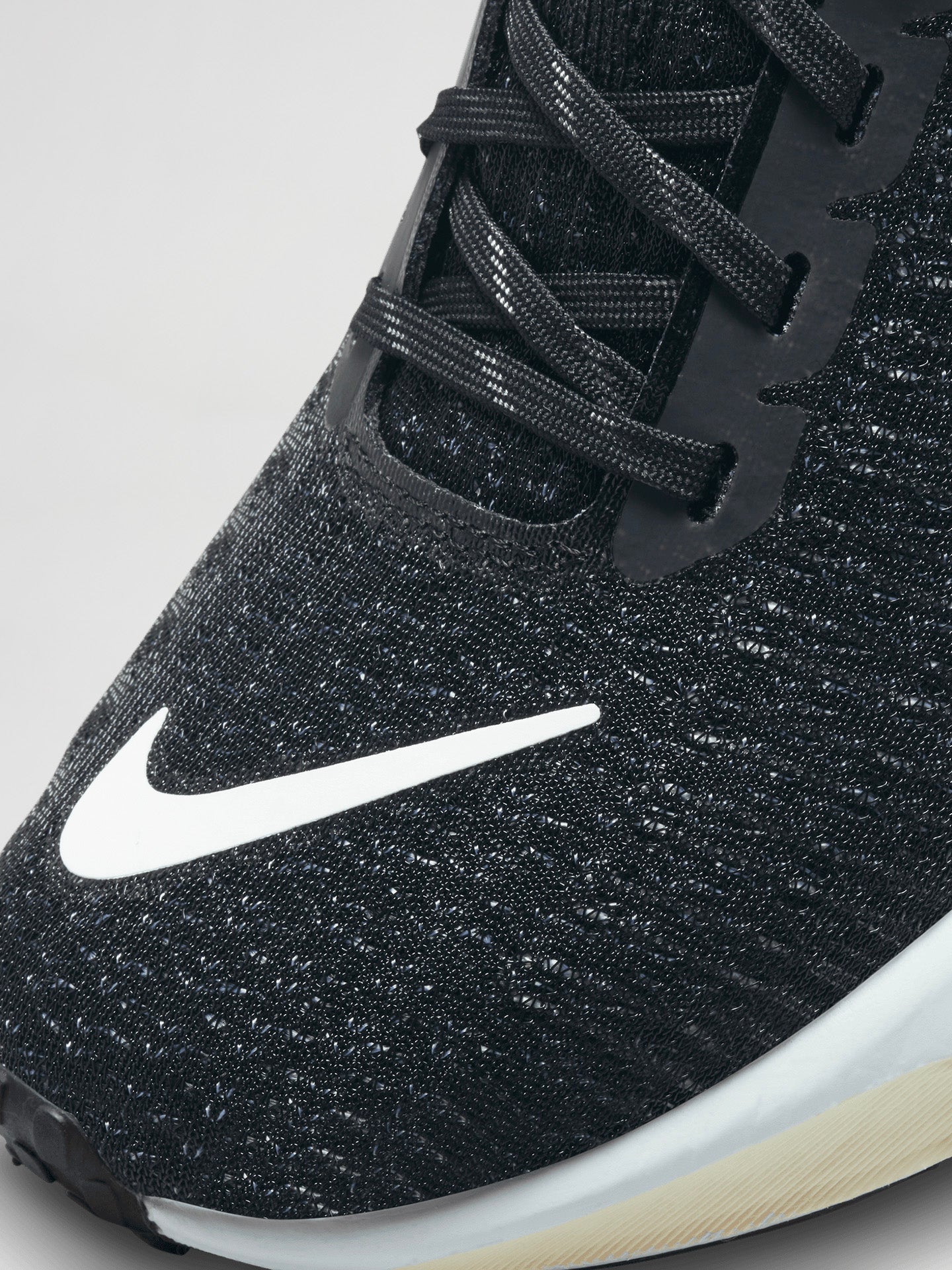 Wmns Zoomx Invincible Run Fk 3 - BLACK/WHITE-DARK GREY-WHITE