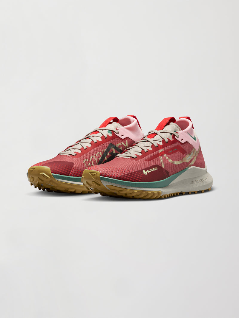 WMNS REACT PEGASUS TRAIL 4 GTX - Canyon Rust/Barely Volt-Med Soft Pink