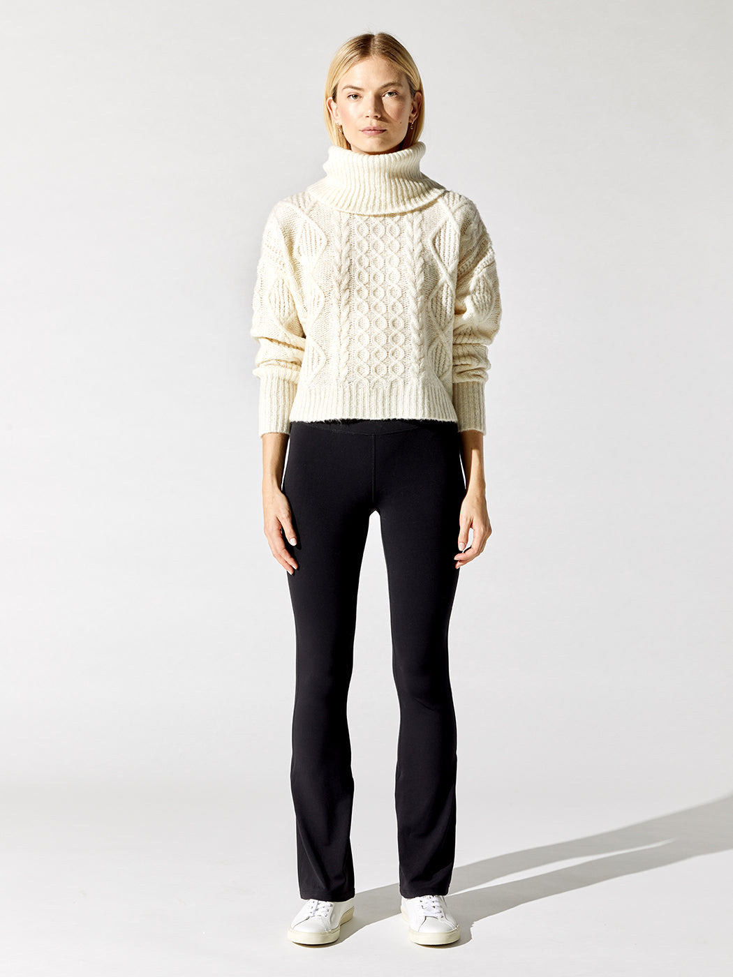 Rosae Turtleneck Pullover - Ivory - Carbon38