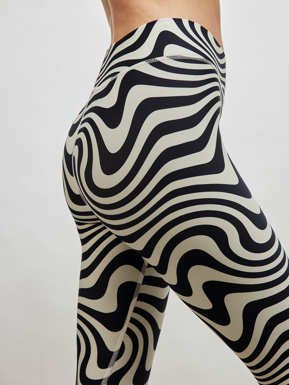 Black and White Wave Duoknit Tall Band Legging - Black And White Wave –  Carbon38