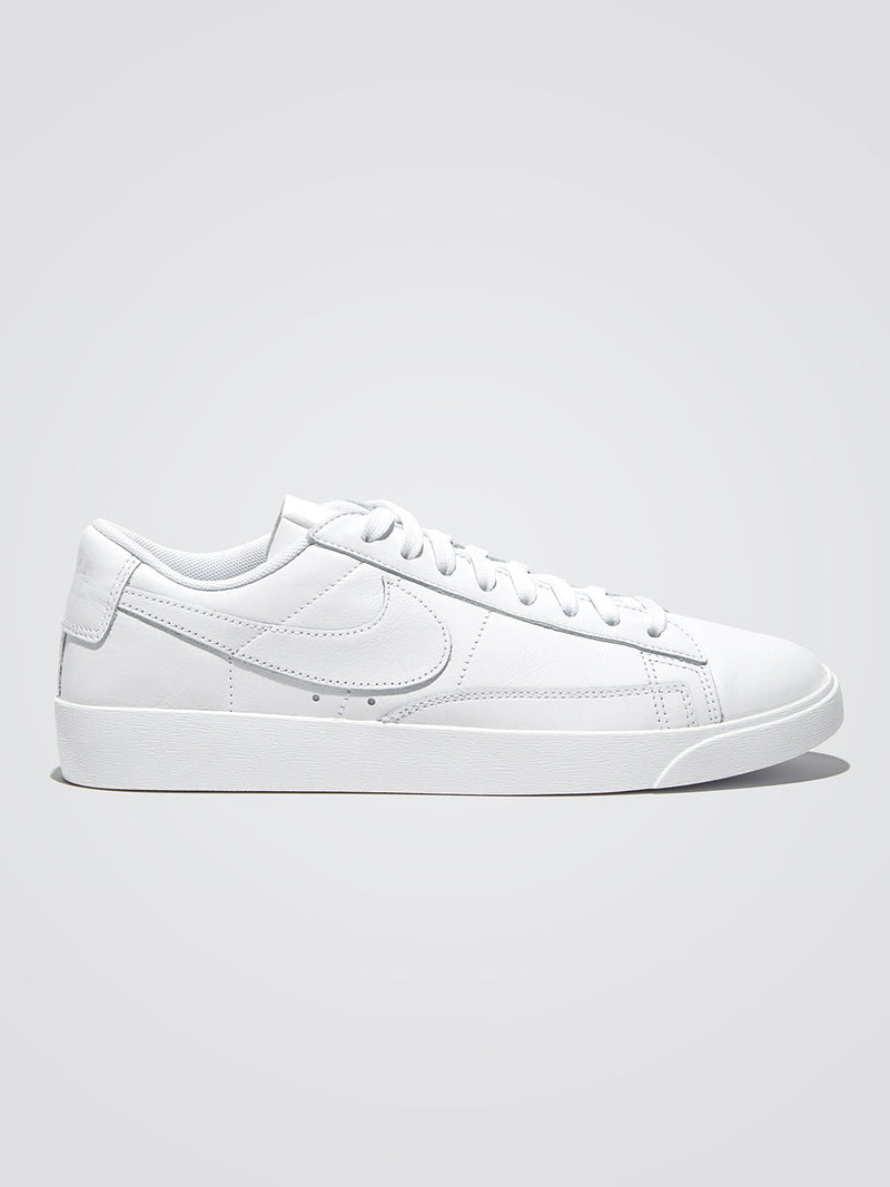 Blazer Low Le Sneaker - White/White-White